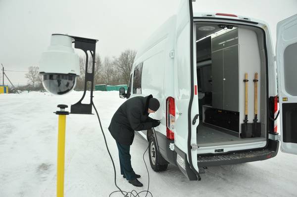 Смоленские таможенники получили передвижные мобильные комплексы